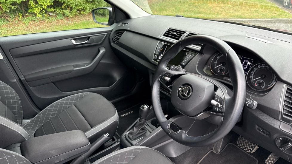 Skoda Fabia 1.0 TSI SE L 5dr DSG Petrol Estate - Image 11