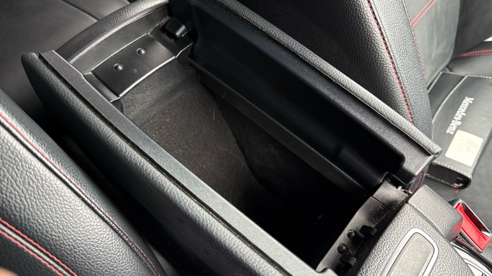 Mercedes-Benz A-Class A200 AMG Line 5dr Petrol Hatchback - Image 23