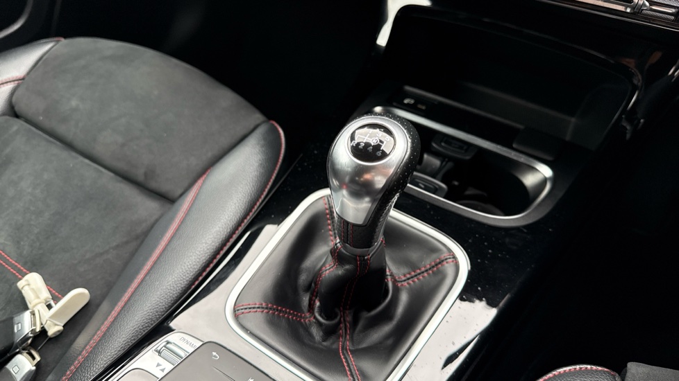 Mercedes-Benz A-Class A200 AMG Line 5dr Petrol Hatchback - Image 30