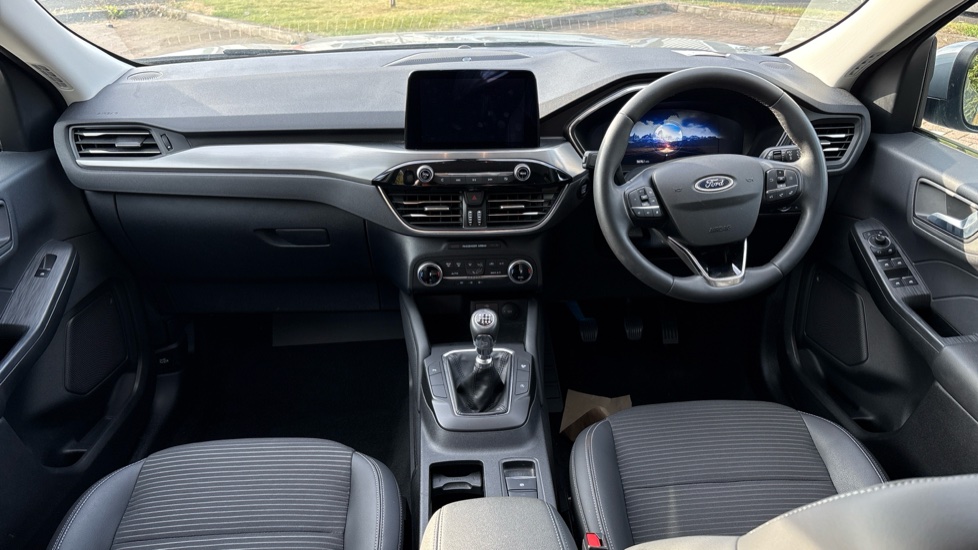 Ford Kuga 1.5 EcoBoost 150 Titanium Edition 5dr Petrol Estate - Image 10