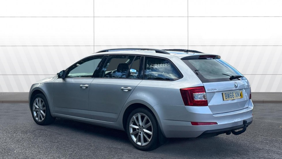Skoda Octavia 1.4 TSI 150 SE L 5dr DSG Petrol Estate - Image 2