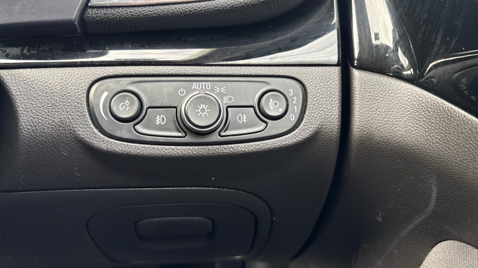 Vauxhall Mokka X 1.4T Active 5dr Auto Petrol Hatchback - Image 32