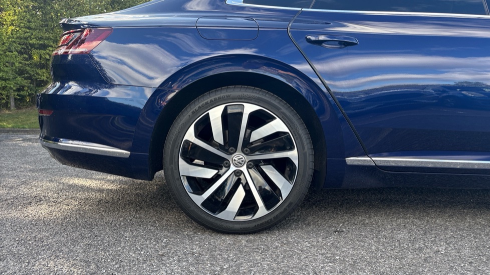 Volkswagen Arteon 2.0 TDI R-Line 5dr DSG Diesel Hatchback - Image 7