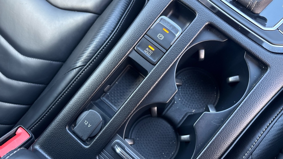 Volkswagen Arteon 2.0 TDI R-Line 5dr DSG Diesel Hatchback - Image 47