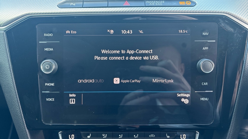 Volkswagen Arteon 2.0 TDI R-Line 5dr DSG Diesel Hatchback - Image 51