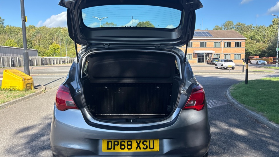 Vauxhall Corsa 1.4 [75] Sport 5dr [AC] Petrol Hatchback - Image 4