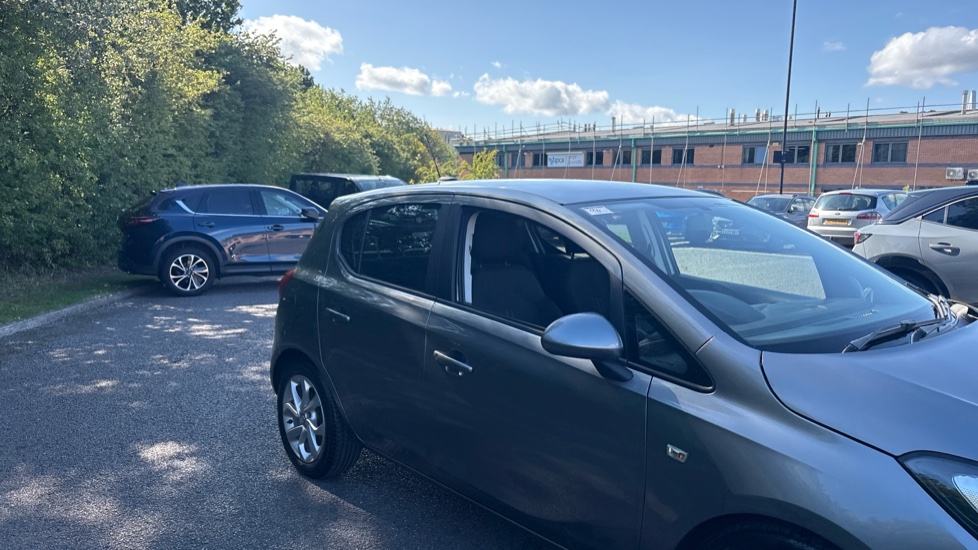 Vauxhall Corsa 1.4 [75] Sport 5dr [AC] Petrol Hatchback - Image 22