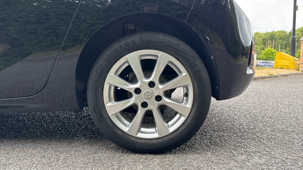 Vauxhall Corsa 1.2 SE Premium 5dr Petrol Hatchback - Image 7