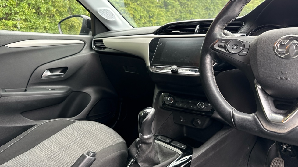 Vauxhall Corsa 1.2 SE Premium 5dr Petrol Hatchback - Image 14
