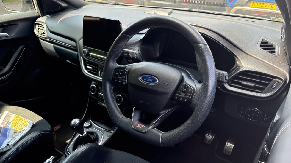 Ford Puma ST 1.5 EcoBoost ST 5dr Petrol Hatchback - Image 11