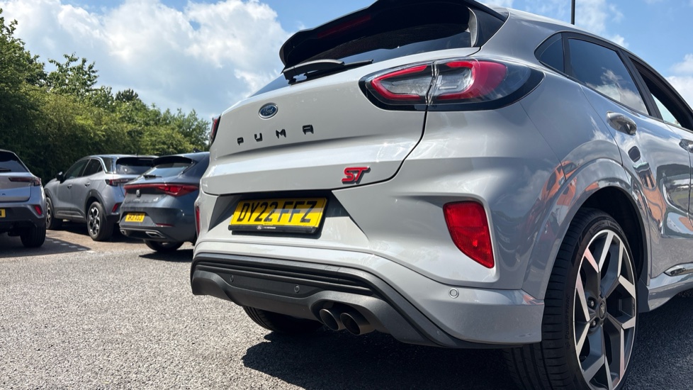 Ford Puma ST 1.5 EcoBoost ST 5dr Petrol Hatchback - Image 38