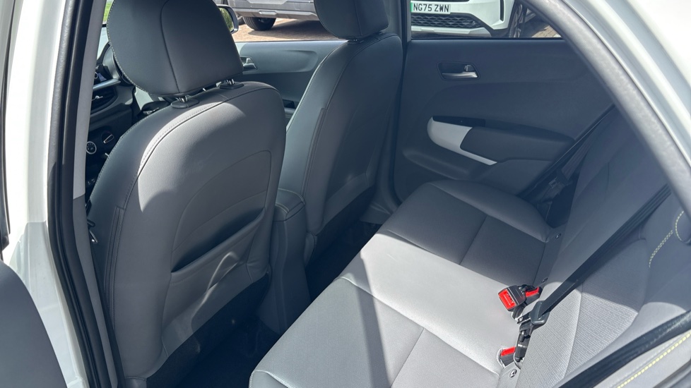 Kia Picanto 1.25 X-Line 5dr Petrol Hatchback - Image 16