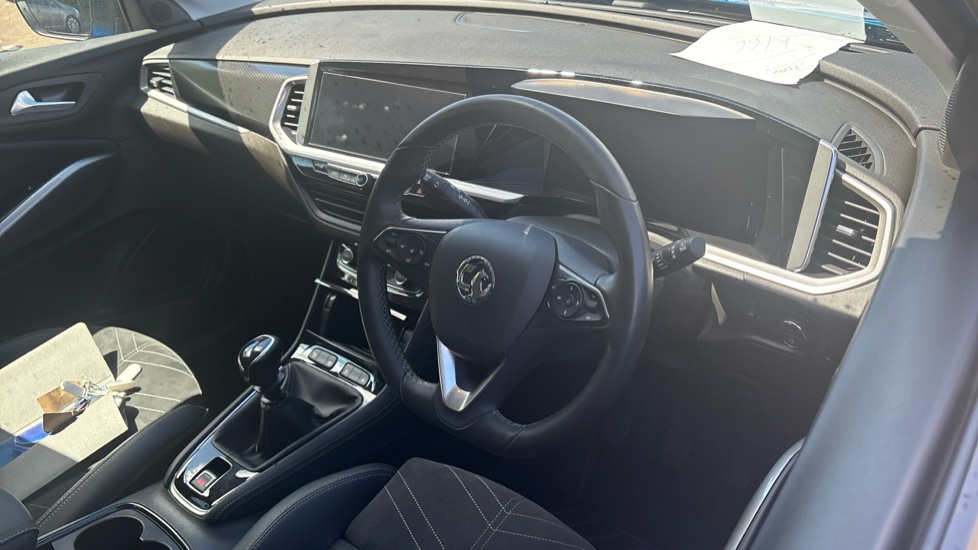 Vauxhall Grandland 1.2 Turbo Ultimate 5dr Petrol Hatchback - Image 11
