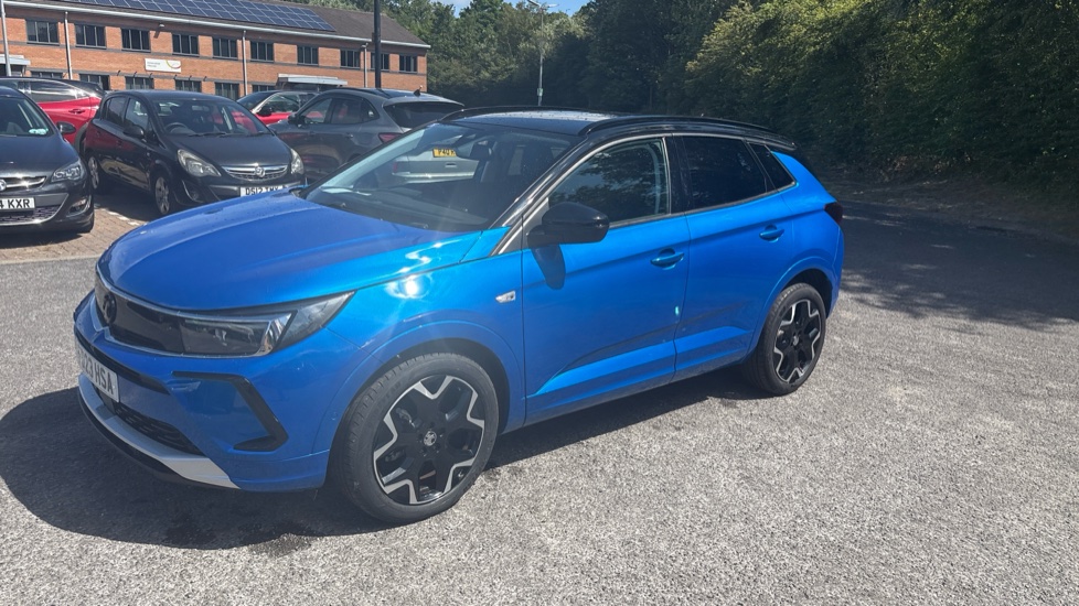 Vauxhall Grandland 1.2 Turbo Ultimate 5dr Petrol Hatchback - Image 32