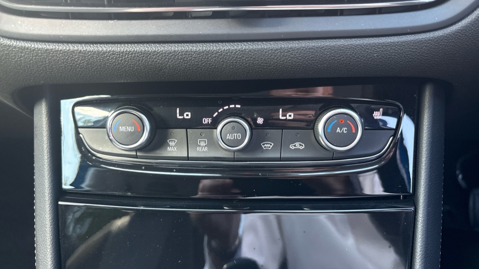 Vauxhall Grandland 1.2 Turbo Ultimate 5dr Petrol Hatchback - Image 46