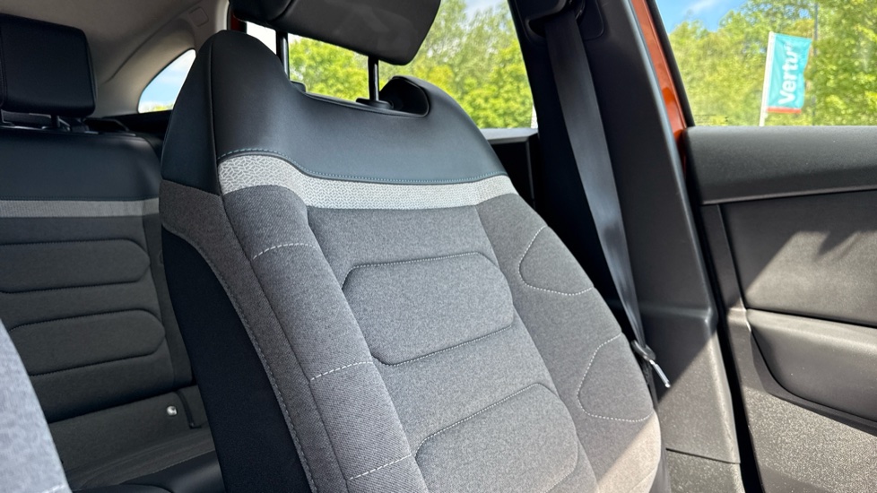 Citroen C4 1.2 PureTech [130] Shine 5dr Petrol Hatchback - Image 37