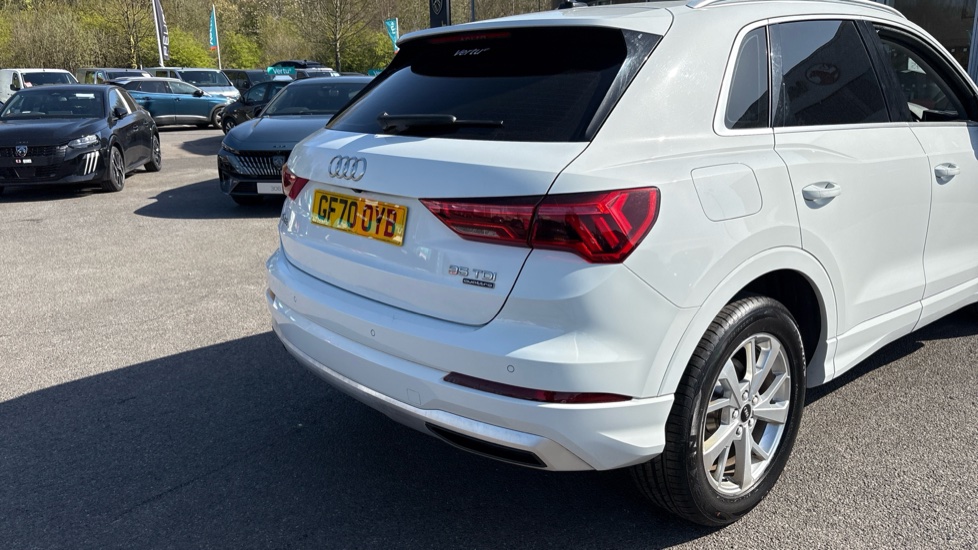 Audi Q3 35 TDI Quattro Sport 5dr Diesel Estate - Image 26