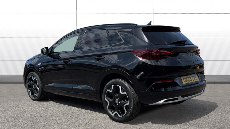 Vauxhall Grandland 1.2 Turbo Ultimate 5dr Petrol Hatchback - Image 2
