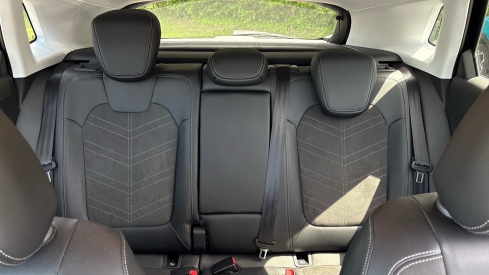 Vauxhall Grandland 1.2 Turbo Ultimate 5dr Petrol Hatchback - Image 15