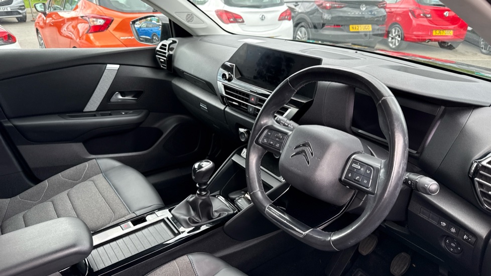 Citroen C4 1.2 PureTech [130] Shine 5dr Petrol Hatchback - Image 11