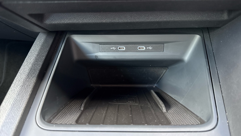 CUPRA Formentor 1.5 TSI 150 V1 5dr DSG Petrol Estate - Image 21