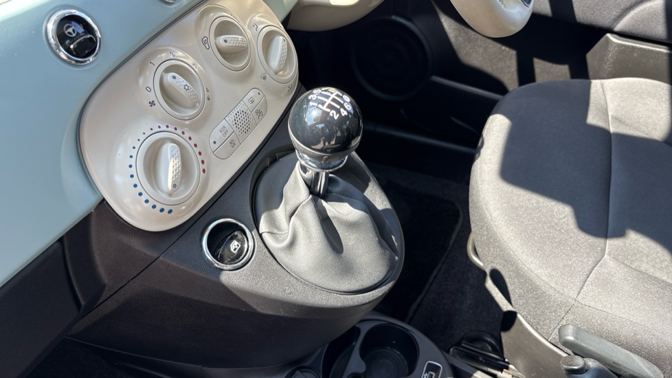 Fiat 500 1.0 Mild Hybrid 3dr Petrol Hatchback - Image 13