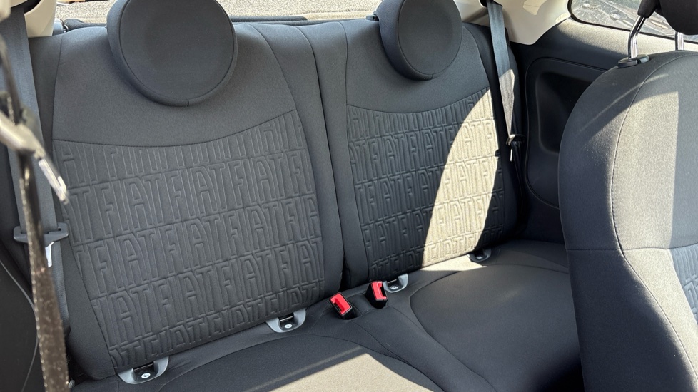 Fiat 500 1.0 Mild Hybrid 3dr Petrol Hatchback - Image 16