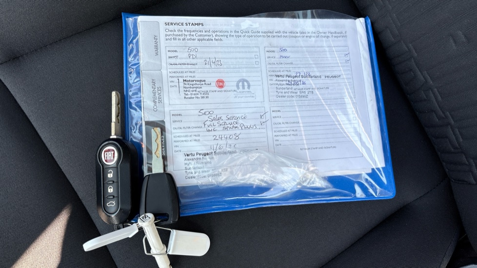 Fiat 500 1.0 Mild Hybrid 3dr Petrol Hatchback - Image 19