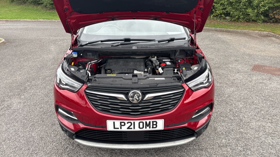 Vauxhall Grandland X 1.2 Turbo Griffin Edition 5dr Petrol Hatchback - Image 8