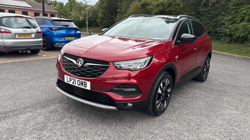 Vauxhall Grandland X 1.2 Turbo Griffin Edition 5dr Petrol Hatchback - Image 28