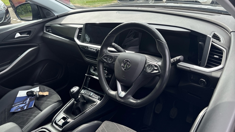 Vauxhall Grandland 1.2 Turbo Ultimate 5dr Petrol Hatchback - Image 11