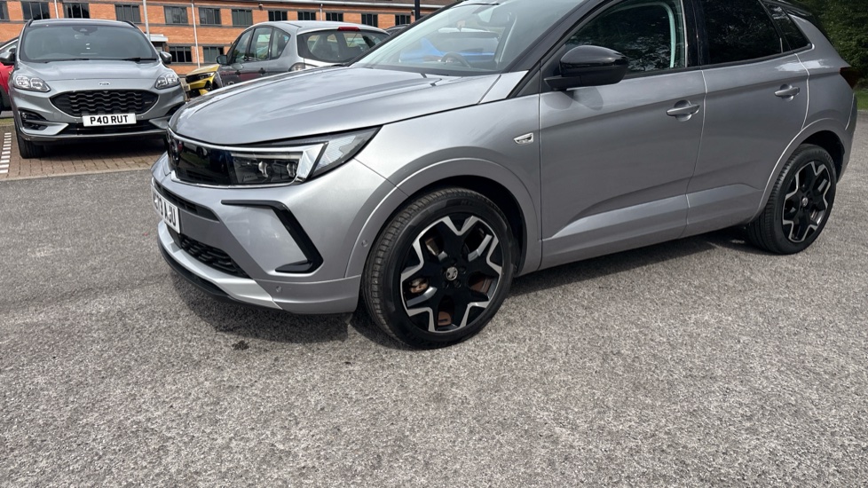 Vauxhall Grandland 1.2 Turbo Ultimate 5dr Petrol Hatchback - Image 28