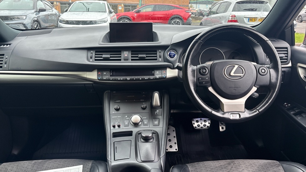 Lexus CT 200h 1.8 F-Sport 5dr CVT Auto Hybrid Hatchback - Image 10
