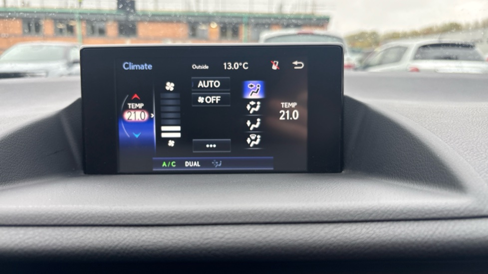 Lexus CT 200h 1.8 F-Sport 5dr CVT Auto Hybrid Hatchback - Image 40
