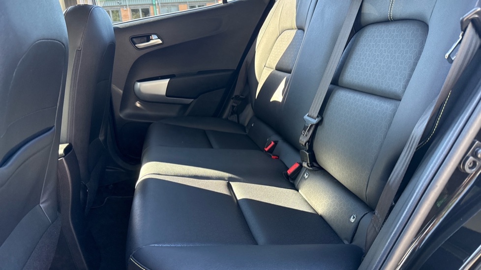 Kia Picanto 1.0 X-Line S 5dr Auto Petrol Hatchback - Image 16