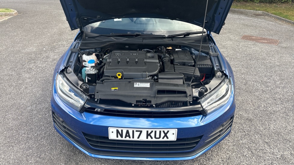 Volkswagen Scirocco 2.0 TDi BlueMotion Tech R-Line Black Edition 3dr Diesel Coupe - Image 8