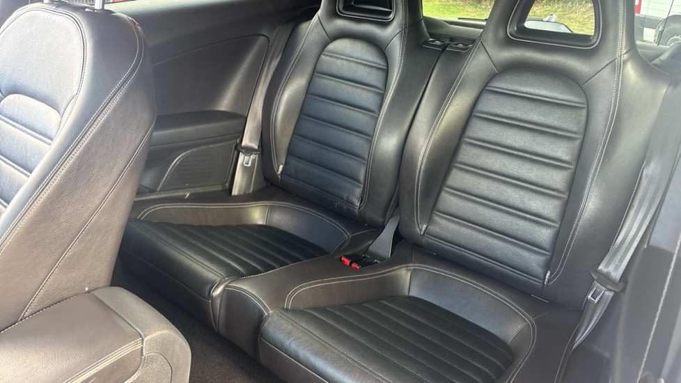Volkswagen Scirocco 2.0 TDi BlueMotion Tech R-Line Black Edition 3dr Diesel Coupe - Image 15