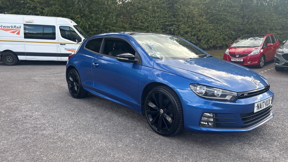Volkswagen Scirocco 2.0 TDi BlueMotion Tech R-Line Black Edition 3dr Diesel Coupe - Image 22