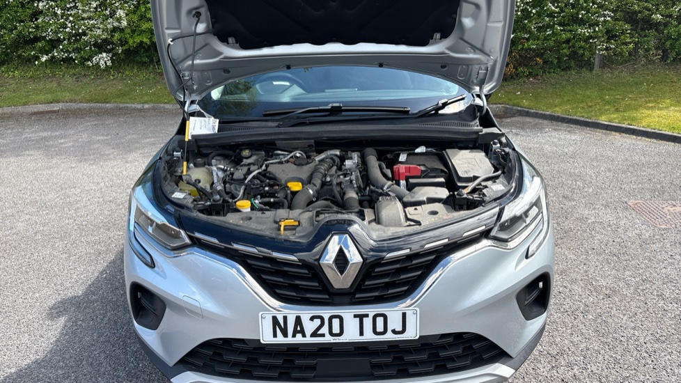 Renault Captur 1.5 dCi 95 Iconic 5dr Diesel Hatchback - Image 8