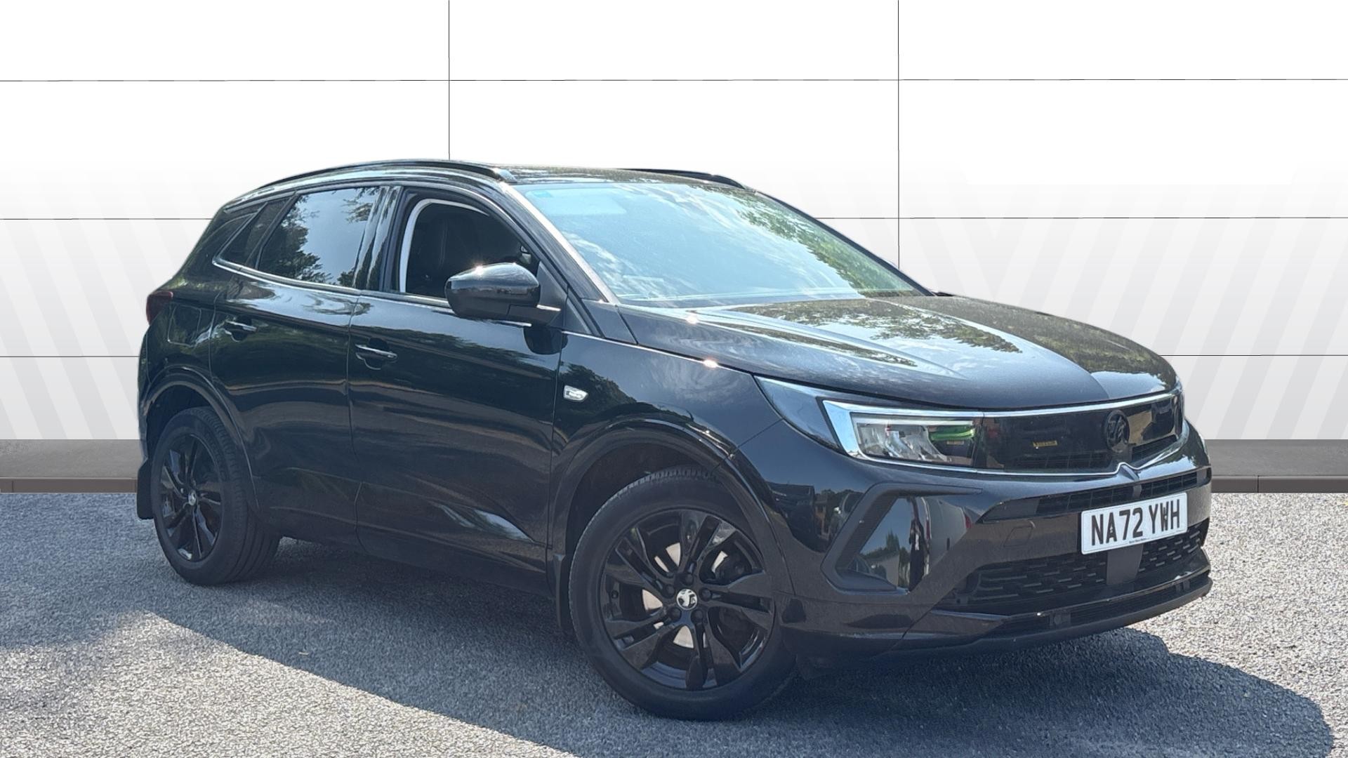 Vauxhall Grandland dealer public-web source image