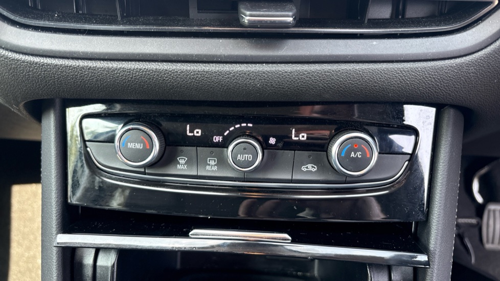 Vauxhall Grandland 1.2 Turbo GS Line 5dr Petrol Hatchback - Image 38