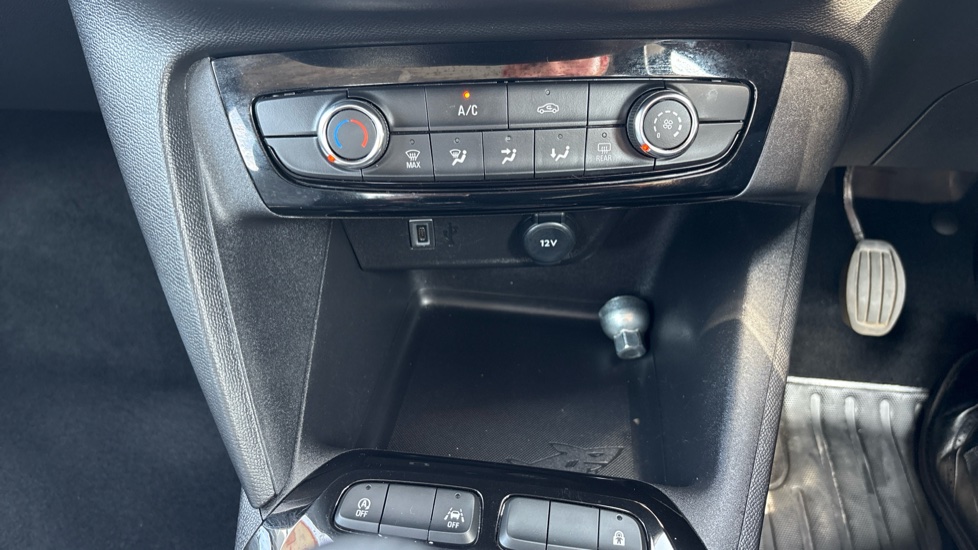 Vauxhall Corsa 1.2 Design 5dr Petrol Hatchback - Image 21