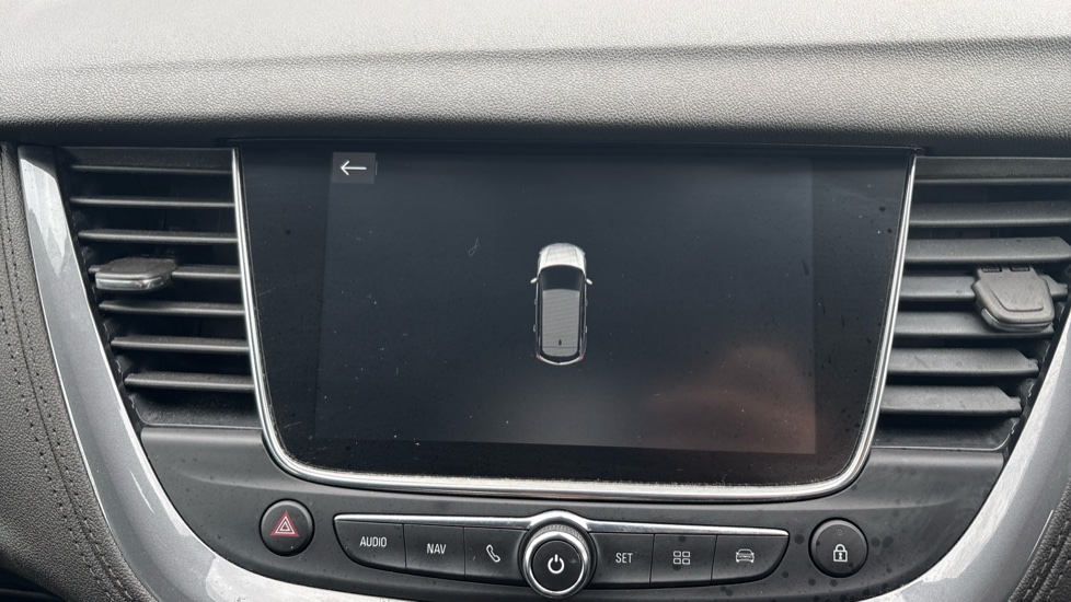 Vauxhall Grandland X 1.2 Turbo Griffin Edition 5dr Petrol Hatchback - Image 21