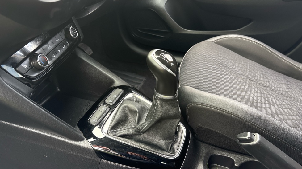 Vauxhall Corsa 1.2 Griffin Edition 5dr Petrol Hatchback - Image 13
