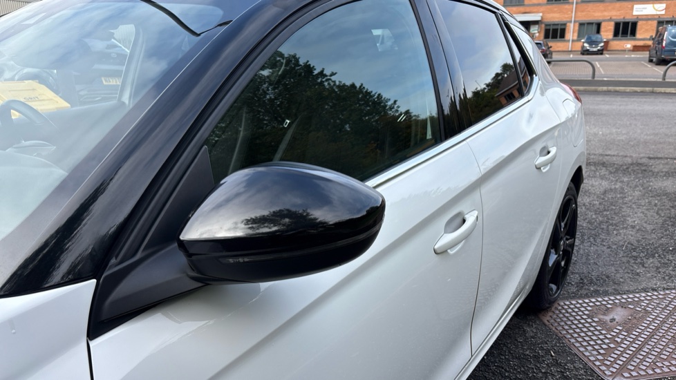 Vauxhall Corsa 1.2 Griffin Edition 5dr Petrol Hatchback - Image 23