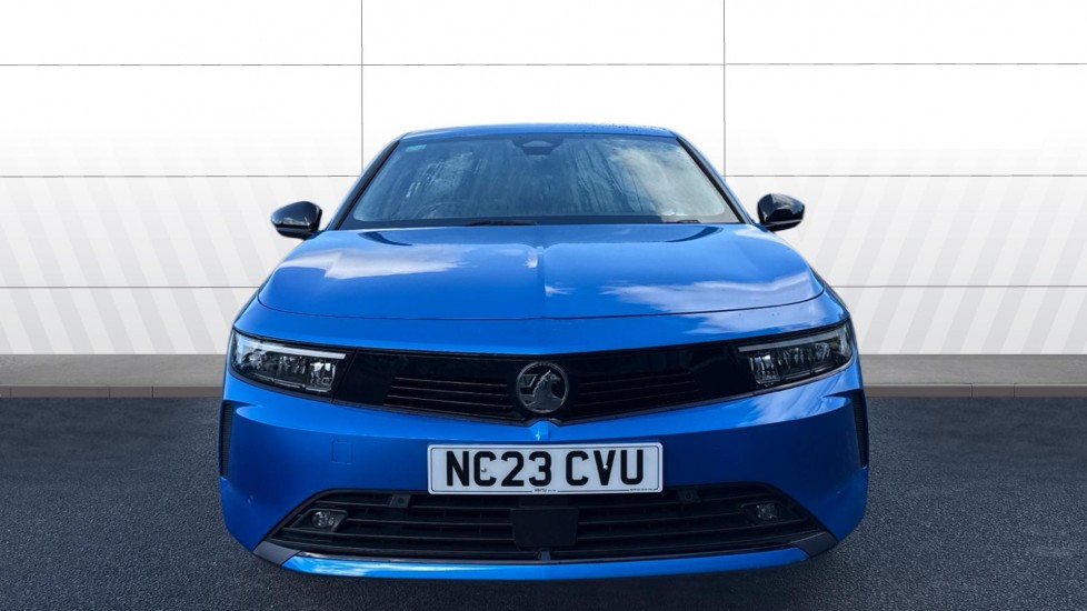 Vauxhall Astra 1.2 Turbo Design 5dr Petrol Hatchback - Image 3