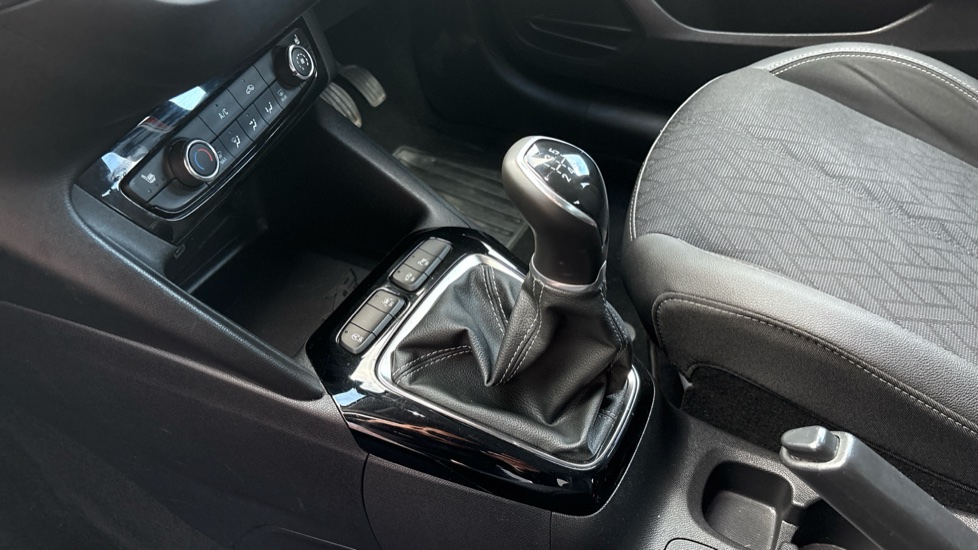 Vauxhall Corsa 1.2 Elite Edition 5dr Petrol Hatchback - Image 13