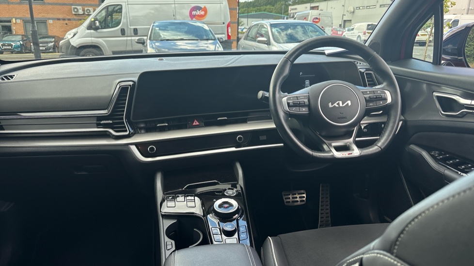 Kia Sportage 1.6T GDi HEV GT-Line 5dr Auto Hybrid Estate - Image 10