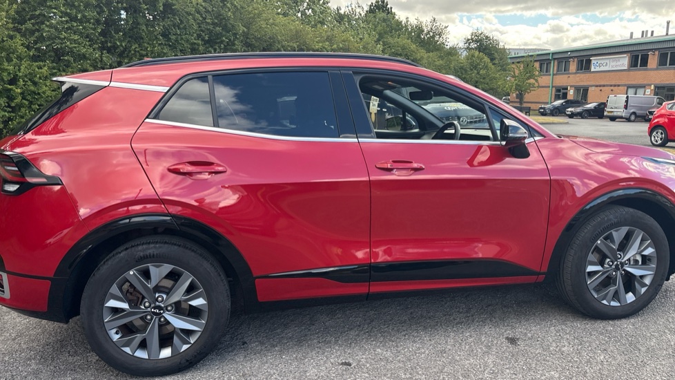 Kia Sportage 1.6T GDi HEV GT-Line 5dr Auto Hybrid Estate - Image 23