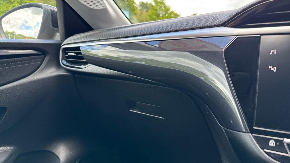 Vauxhall Corsa 1.2 Elite Edition 5dr Petrol Hatchback - Image 35
